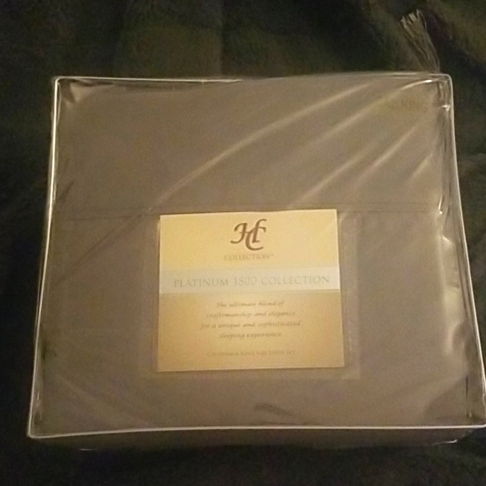 Cal King sheet set and bed skirt